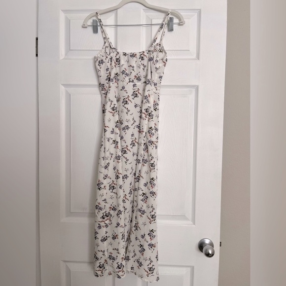 Floral Spaghetti Strap Dress - Picture 8 of 11